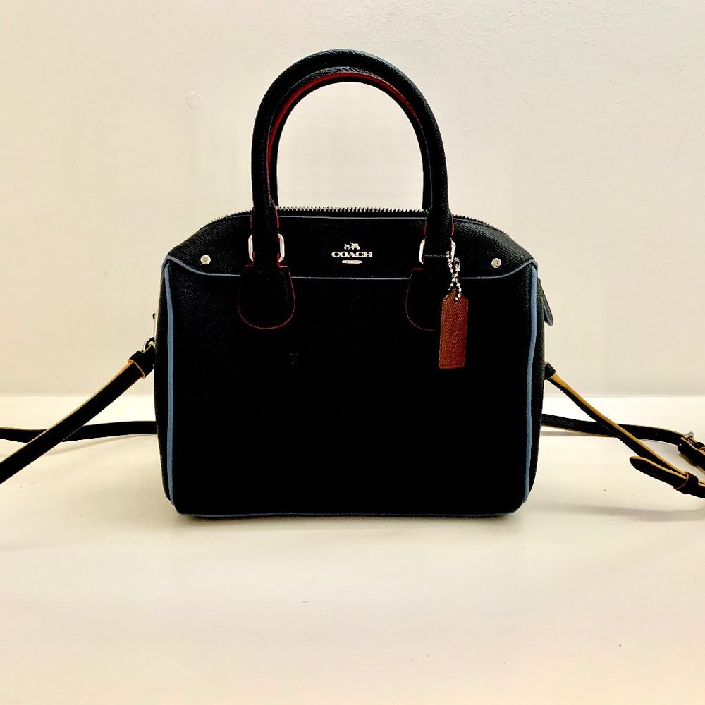 Coach Black Leather Hand Bag/Crossbody